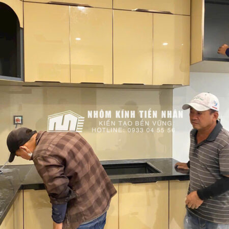 Tủ Bếp Nhôm Kính Tiến Nhân