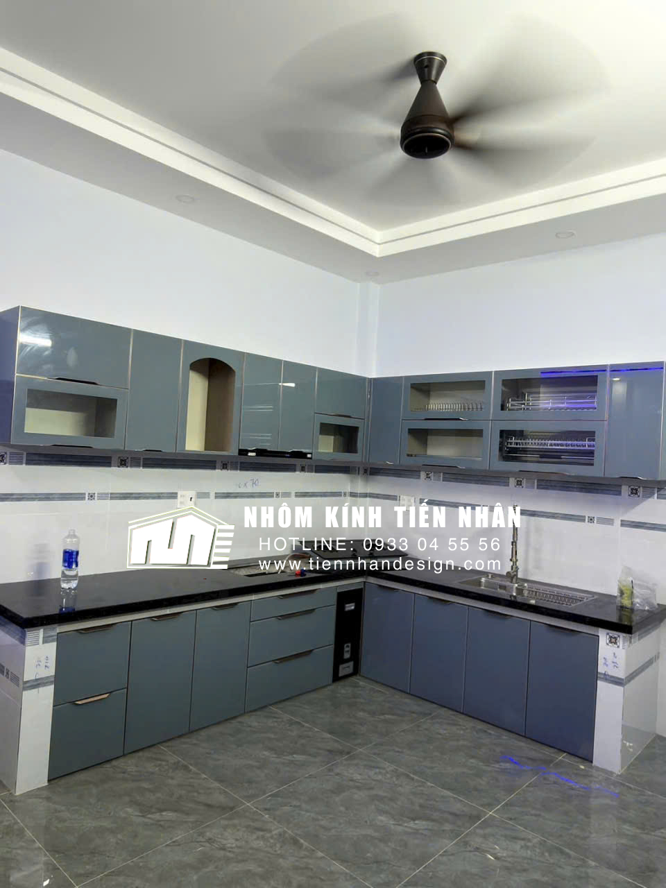 Làm Tủ Bếp Nhôm Kính Tân Phú Gần Đây – Bền Đẹp, Không Mối Mọt