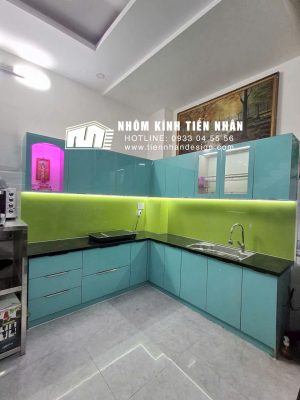 mẫu tủ bếp nhôm kính đẹp