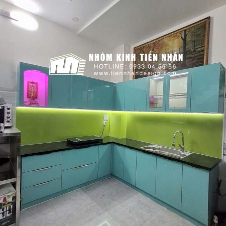 mẫu tủ bếp nhôm kính đẹp